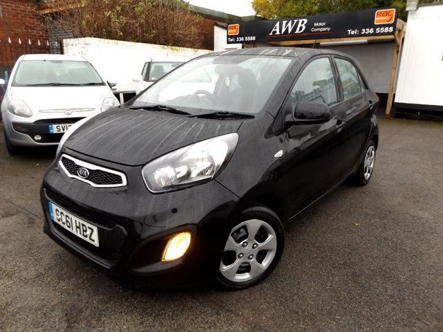 2012 Kia Picanto 1.0 1 5d image 3