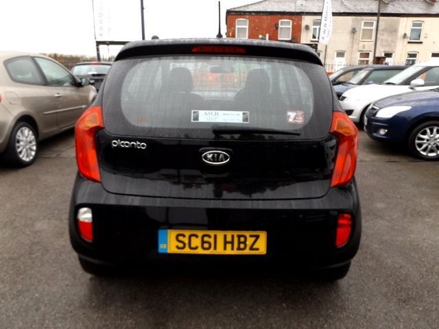 2012 Kia Picanto 1.0 1 5d image 5