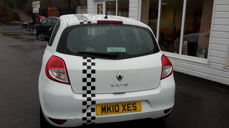2010 Renault Clio Extreme 1.2 image 4