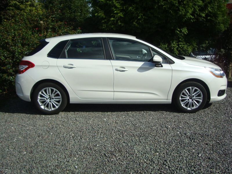 2015 Citroen C4 1.6 HDI 90 VTR+ image 4