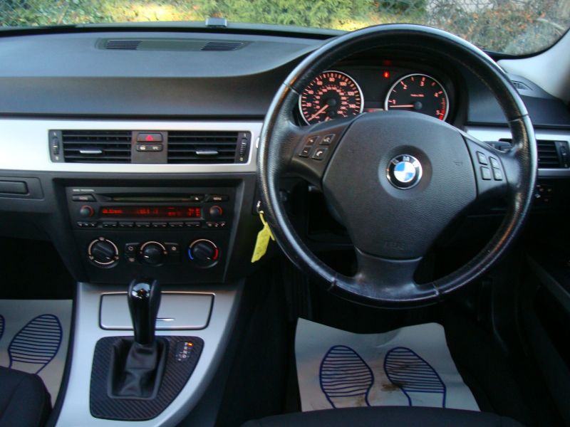 2005 BMW 320d ES image 9