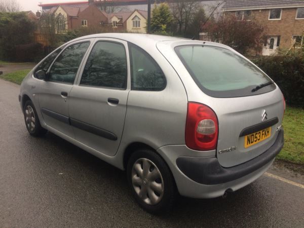 2003 Citroen Xsara Picasso 1.6i SX image 2