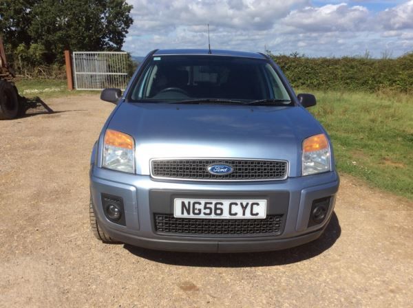 2006 Ford Fusion 1.4 TDCi Zetec image 2