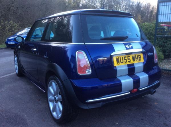 2005 MINI Hatchback 1.6 Cooper image 5