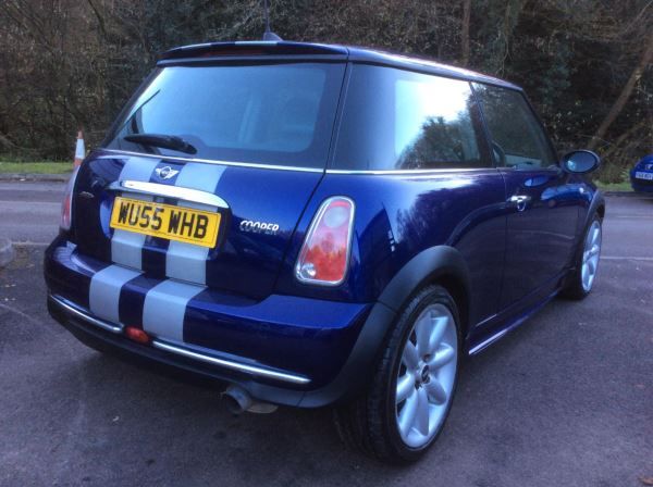 2005 MINI Hatchback 1.6 Cooper image 7