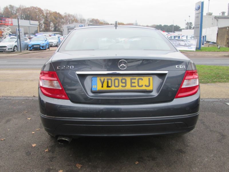 2009 Mercedes-Benz C220 2.1 Cdi image 4