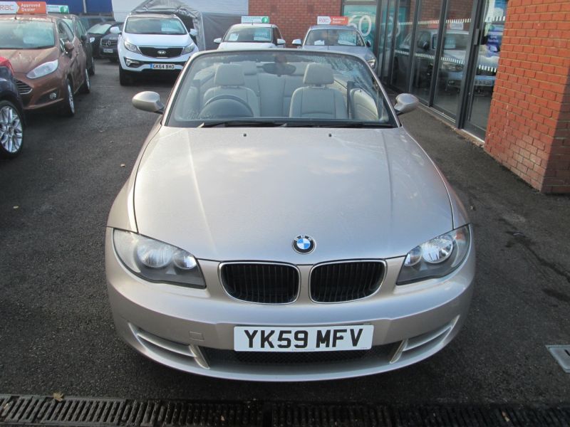 2009 BMW 1 Series 2.0 118i SE image 1