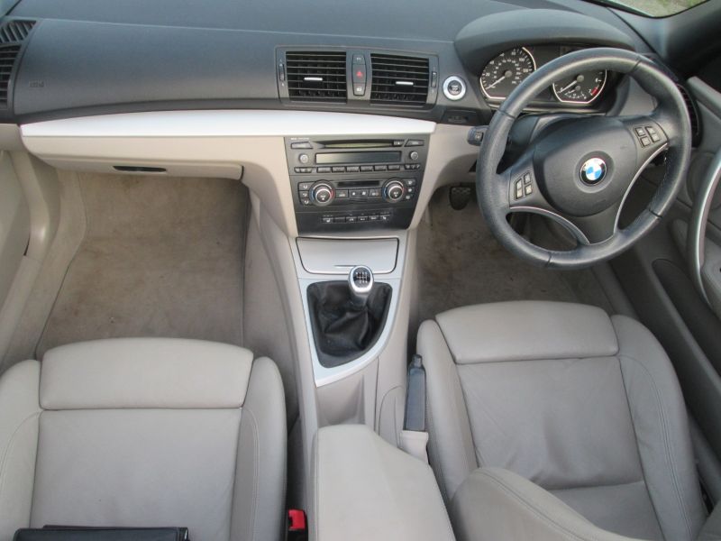 2009 BMW 1 Series 2.0 118i SE image 6