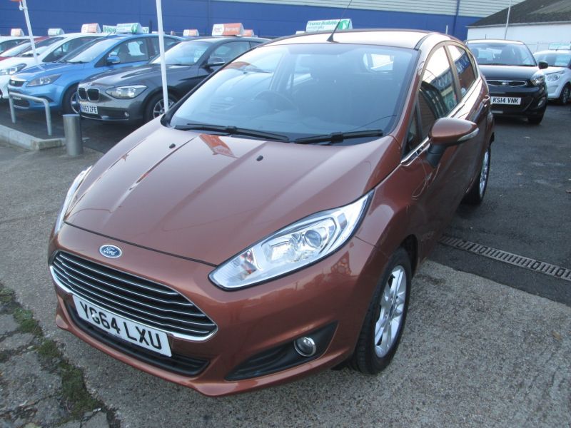 2014 Ford Fiesta 1.2 Zetec 5dr image 3