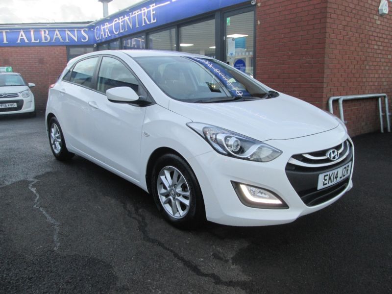 2014 Hyundai i30 1.4 Active 5dr image 1
