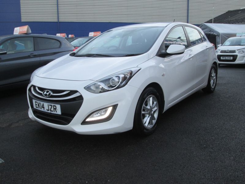 2014 Hyundai i30 1.4 Active 5dr image 3