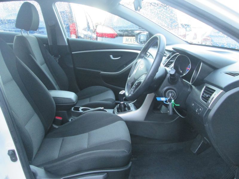 2014 Hyundai i30 1.4 Active 5dr image 7