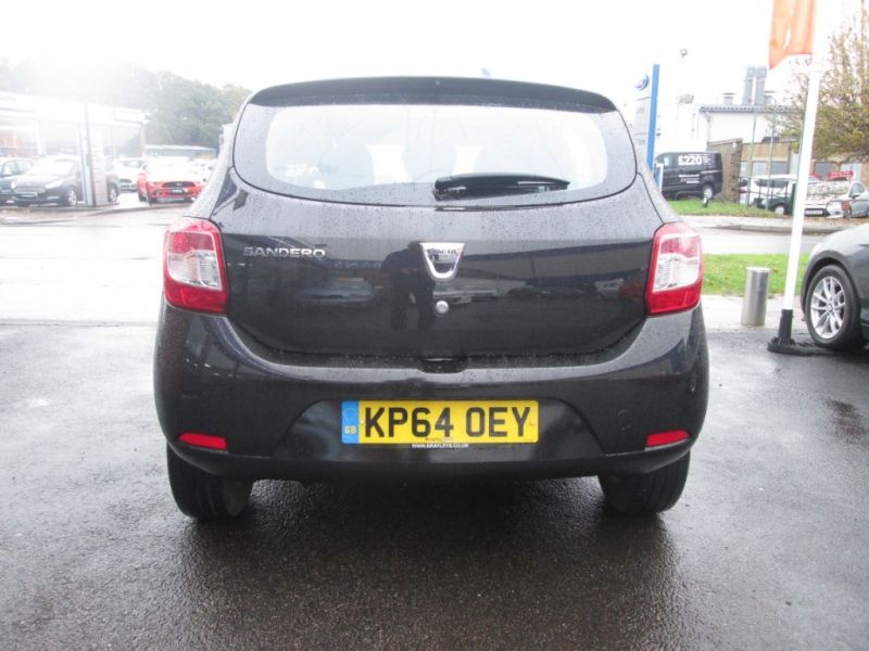 2014 Dacia Sandero 1.5 dCi 5dr image 4