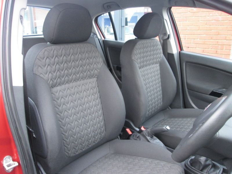 2013 Vauxhall Corsa 1.4 5dr image 8