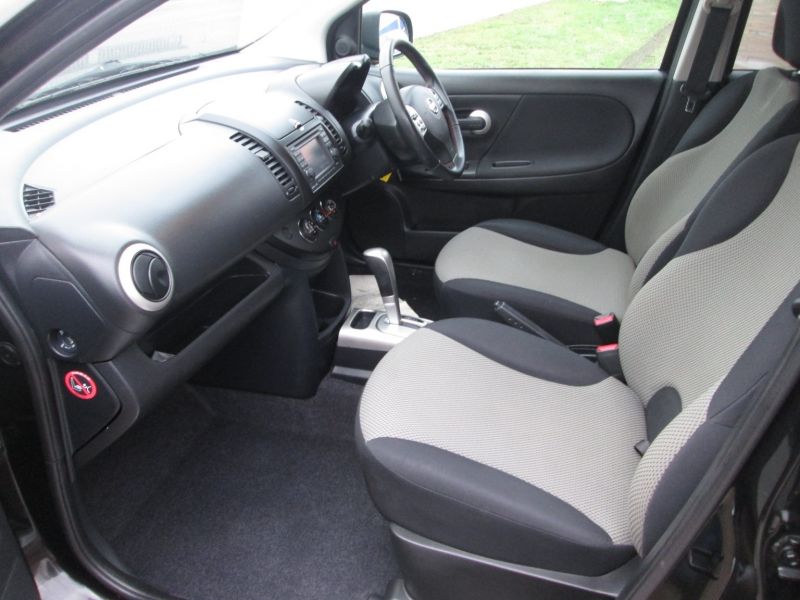 2011 Nissan Note 1.6 N-Tec image 9