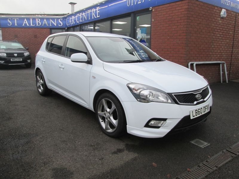 2010 Kia Cee'd 1.6 Crdi 5dr image 1