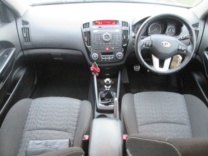 2010 Kia Cee'd 1.6 Crdi 5dr image 5