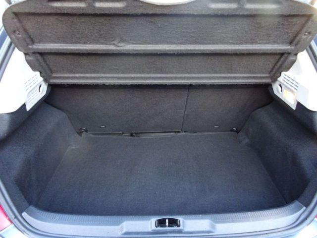 2007 Peugeot 207 1.4 S 3d image 9