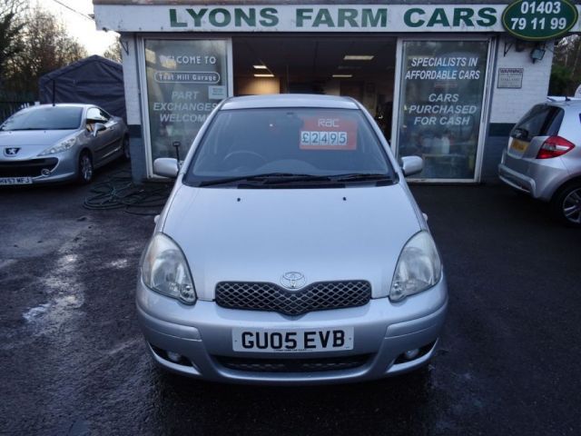 2005 Toyota Yaris 1.3 VVT-I 5d image 4