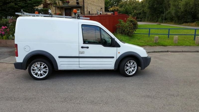 2007 Ford Transit Connect 1800 image 2