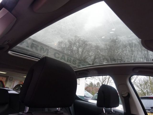 2007 Peugeot 308 2.0 SE HDI 5d image 8