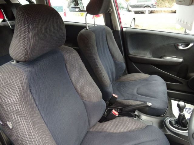 2012 Honda Jazz 1.3 I-VTEC ES 5d image 10