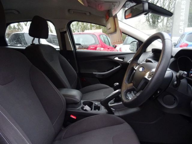 2011 Ford Focus 1.6 5d image 8