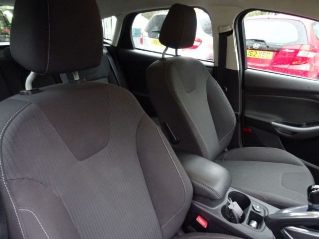 2011 Ford Focus 1.6 5d image 9