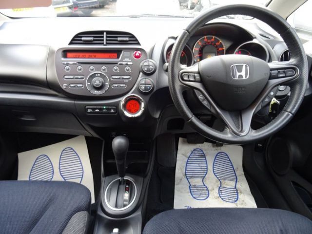 2011 Honda Jazz 1.3 I-VTEC EX 5d image 6