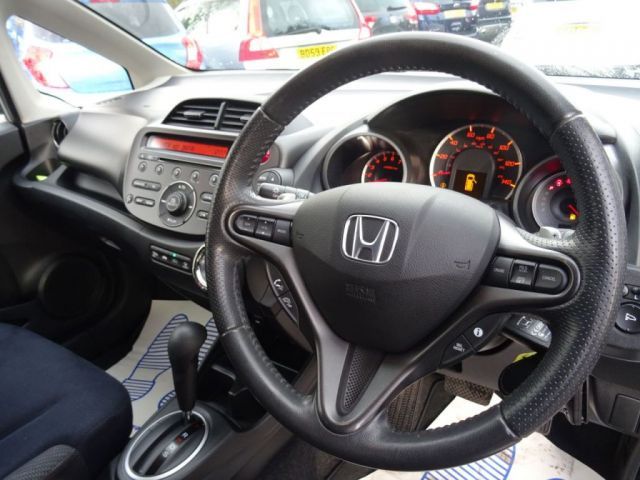 2011 Honda Jazz 1.3 I-VTEC EX 5d image 7