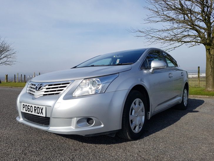 2010 Toyota Avensis 2.0 D-4D image 3