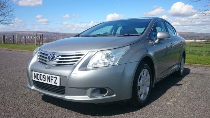 2009 Toyota Avensis 2.0 D-4D T2 4dr image 3