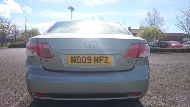2009 Toyota Avensis 2.0 D-4D T2 4dr image 5