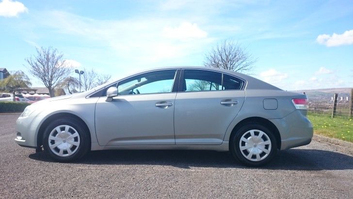 2009 Toyota Avensis 2.0 D-4D T2 4dr image 6