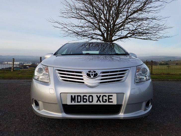 2010 Toyota Avensis 2.0 D-4D T2 image 2