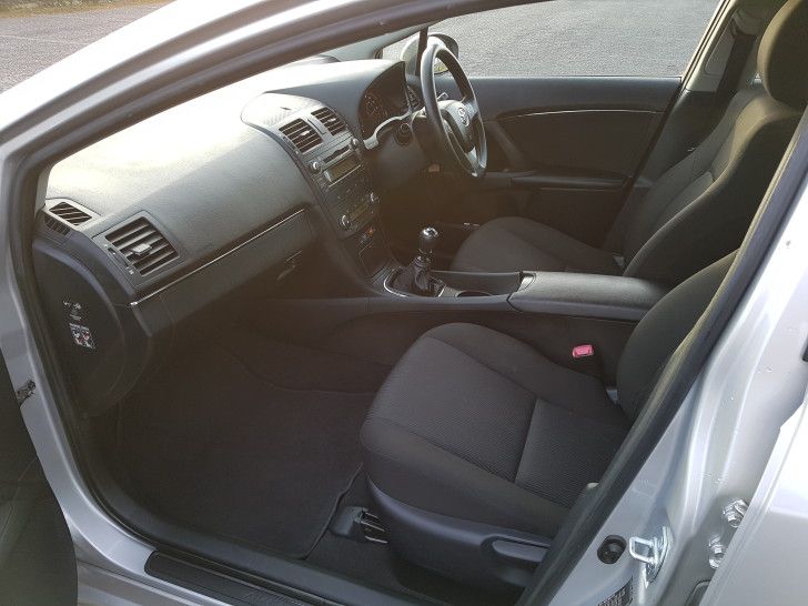 2010 Toyota Avensis 2.0 D-4D T2 image 9