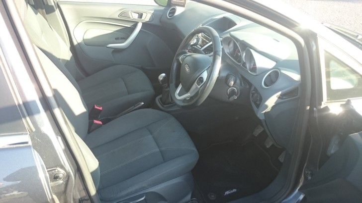 2010 Ford Fiesta 1.6TDCI image 10