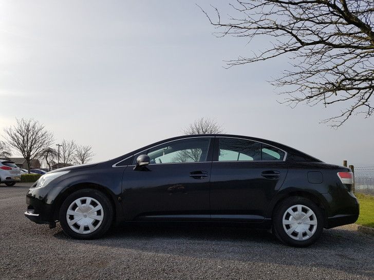 2010 Toyota Avensis 2.0 D-4D image 6