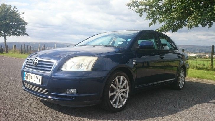 2004 Toyota Avensis 2.0 image 3