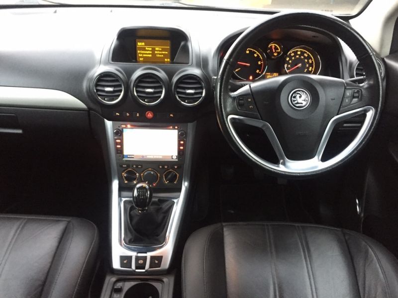 2011 Vauxhall Antara 2.2CDTI AWD SE image 10