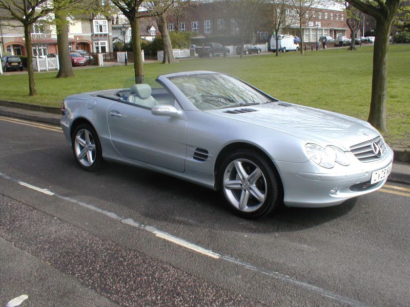 2005 Mercedes SL 350 image 1
