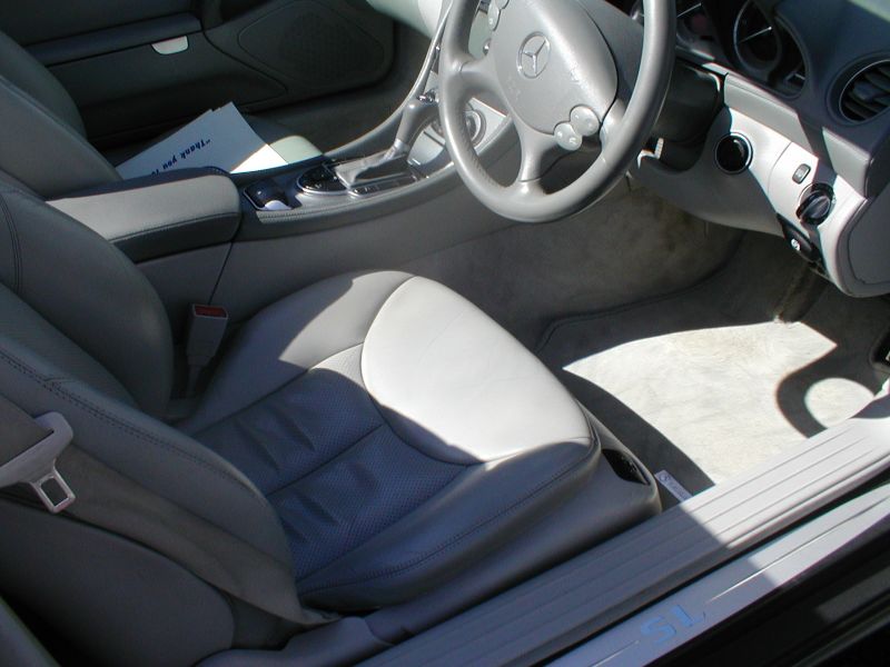 2005 Mercedes SL 350 image 9