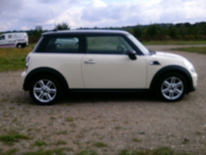 2012 MINI Cooper 1.6 3dr image 3