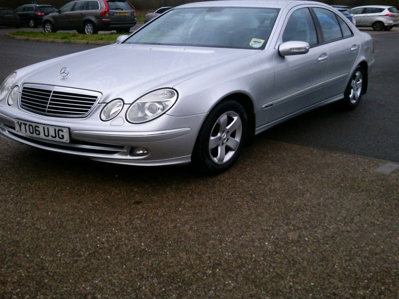2006 Mercedes E Class 3.0 TD CDI image 3