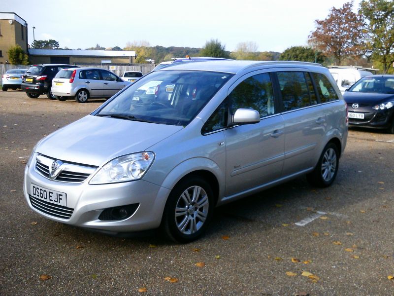 2010 Vauxhall Zafira Design 1.8 16v image 3