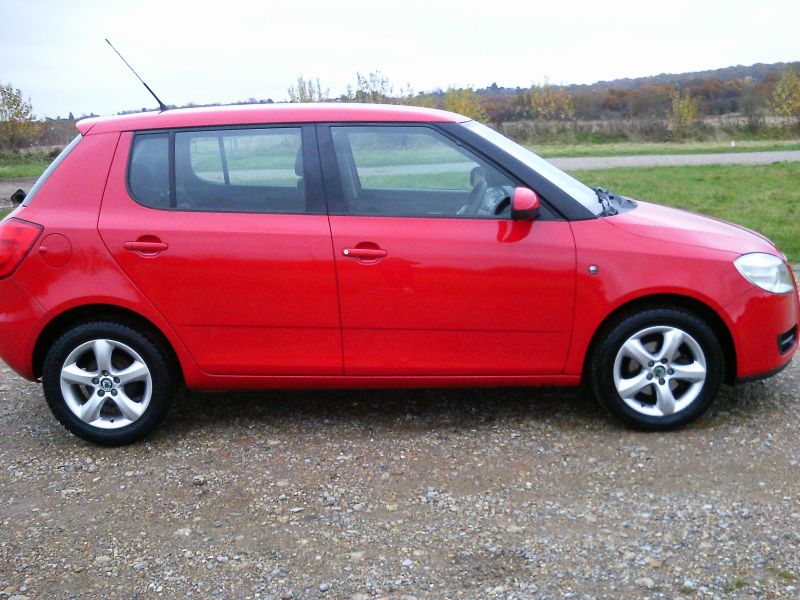 2009 Skoda Fabia 2 TDI 1.4 5dr image 4