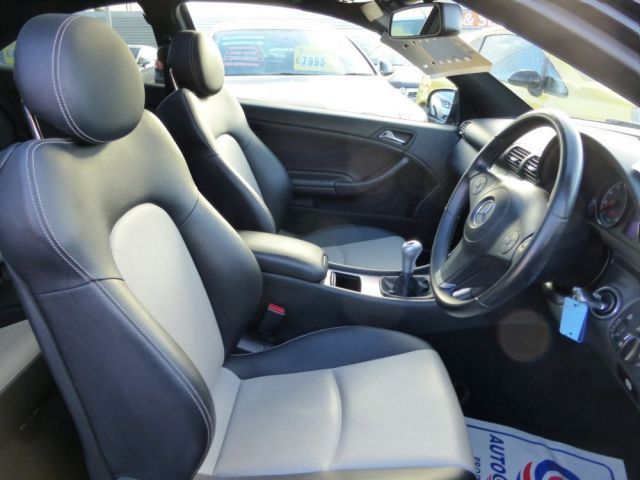 2009 Mercedes-Benz 2.1 CLC220 CDI Sport 3d image 8