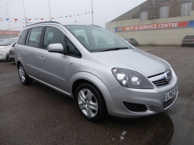 2013 Vauxhall Zafira 1.7 CDTI 5d image 1