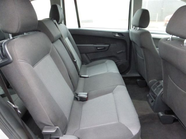 2013 Vauxhall Zafira 1.7 CDTI 5d image 9