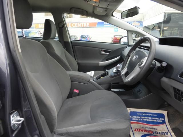 2010 Toyota Prius 1.8 T3 VVT-I 5d image 7